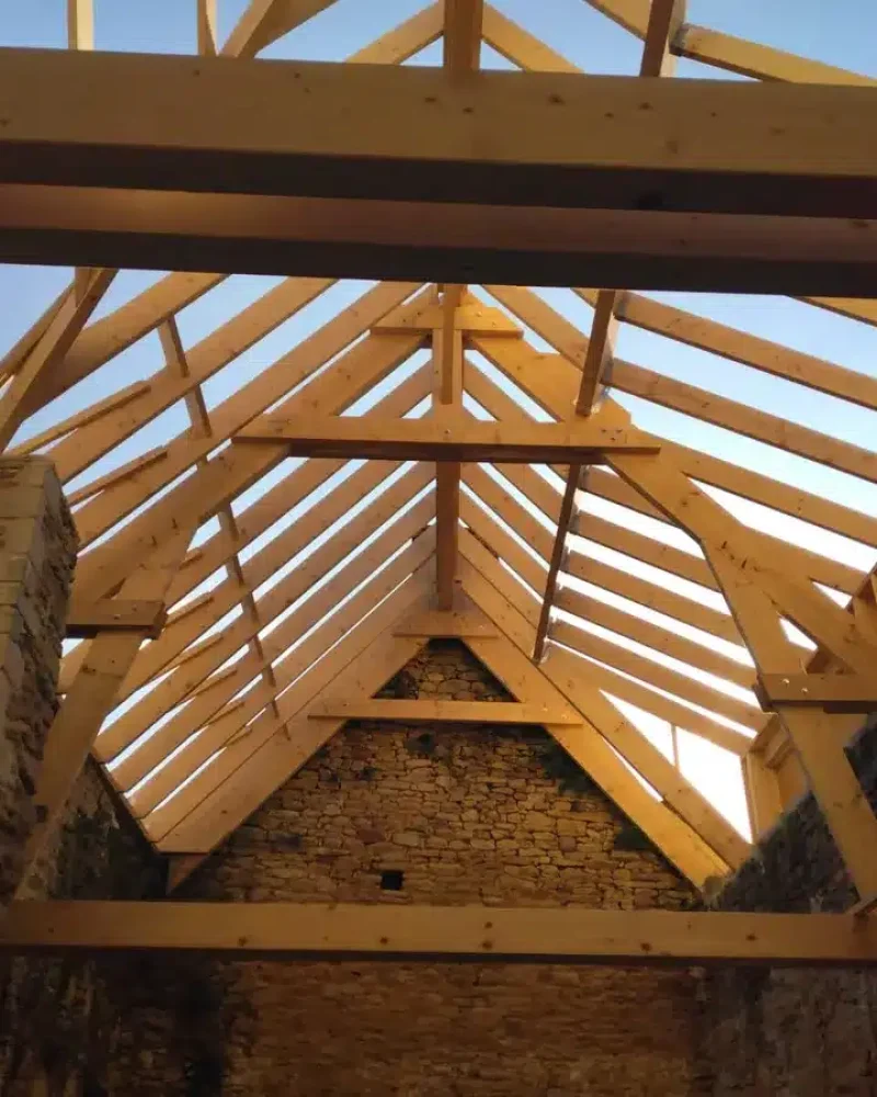 Réalisation de charpente et construction bois par Oniram Construction Bois, charpentier à Nivillac